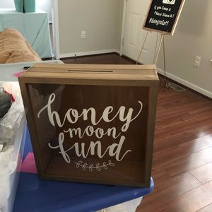 Honeymoon fund box